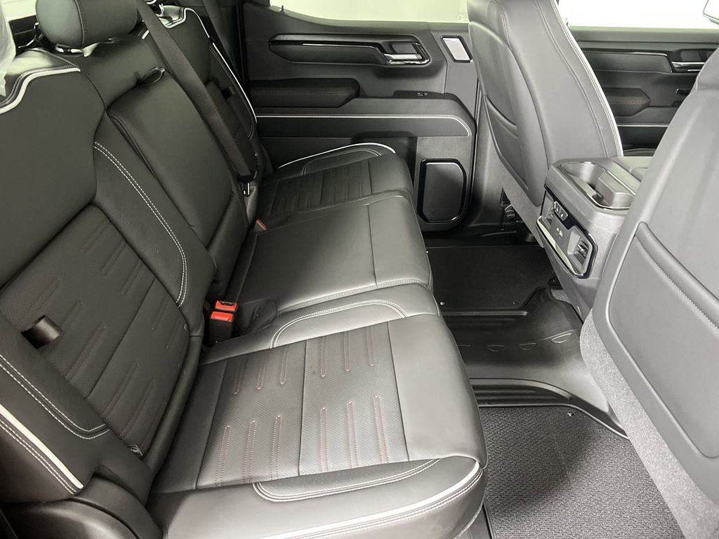 new 2025 GMC Sierra 1500 car, priced at $78,984