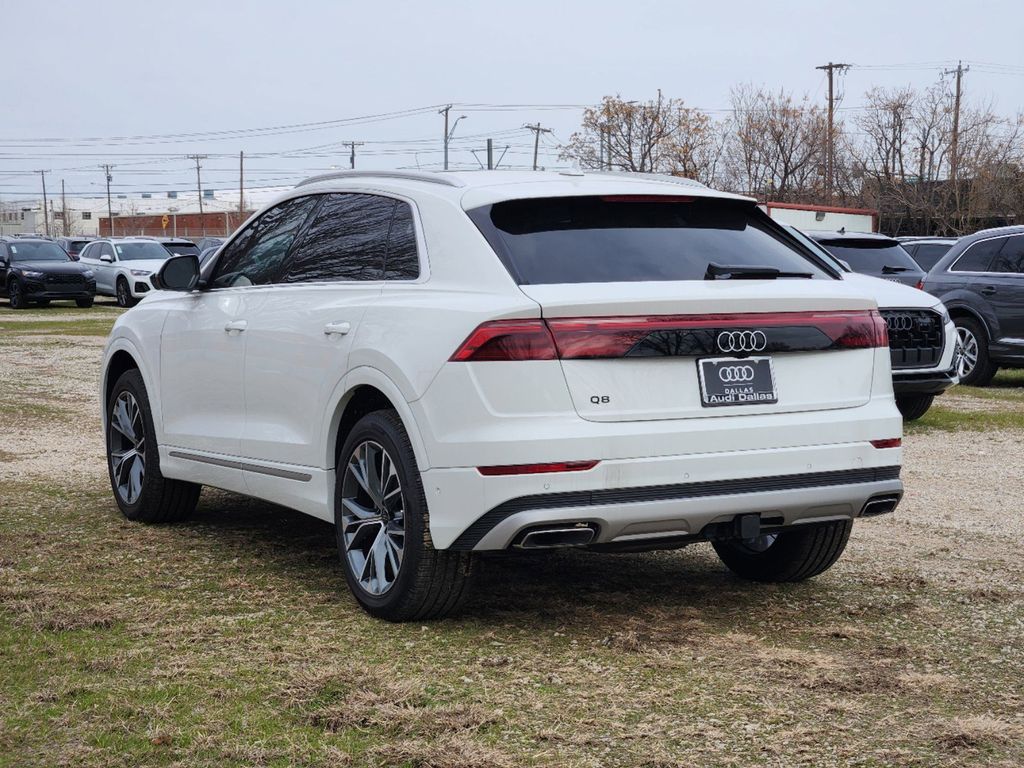 new 2025 Audi Q8 car, priced at $82,670