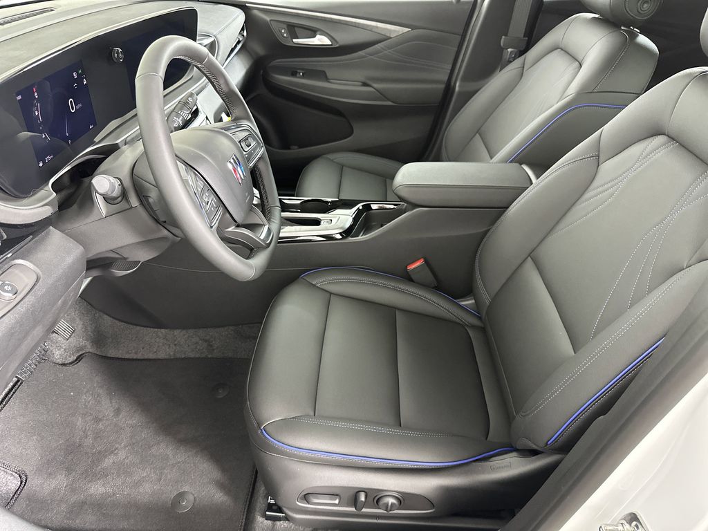 new 2025 Buick Envista car, priced at $29,374