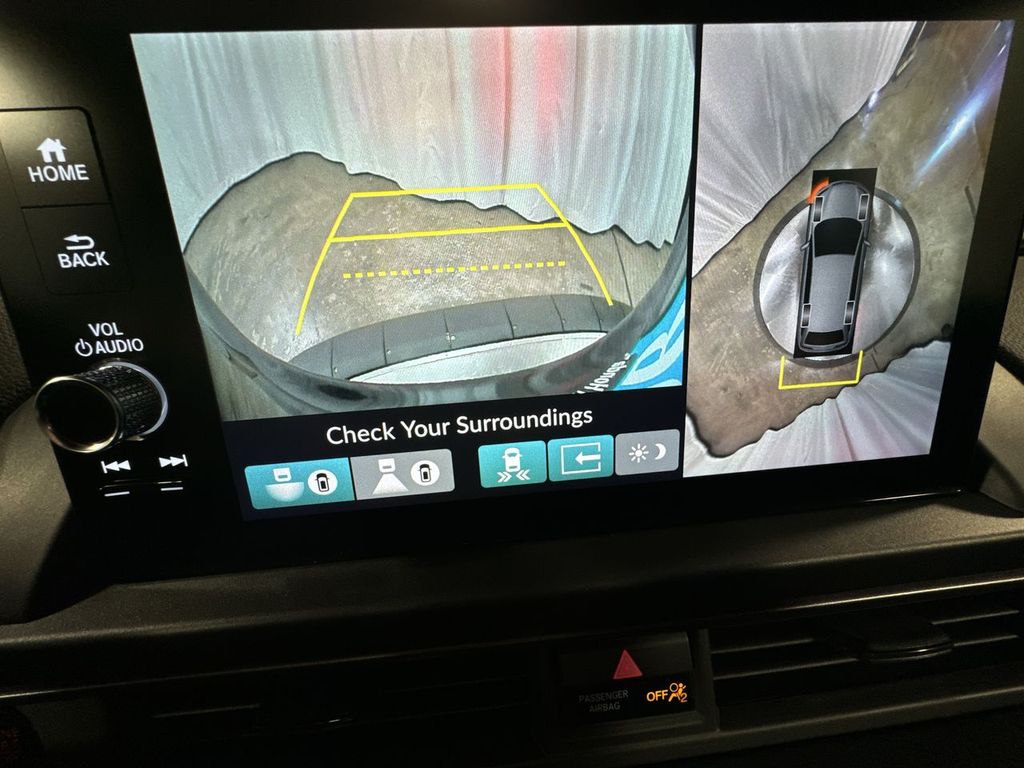 new 2025 Honda Pilot car, priced at $50,895