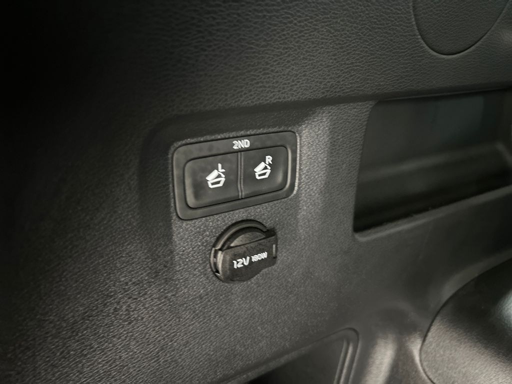 used 2023 Kia Telluride car, priced at $38,127