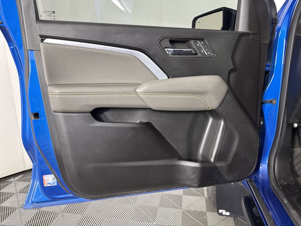 used 2023 Chevrolet Colorado car