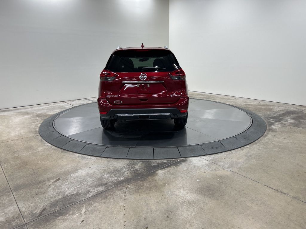 used 2019 Nissan Rogue car, priced at $17,957