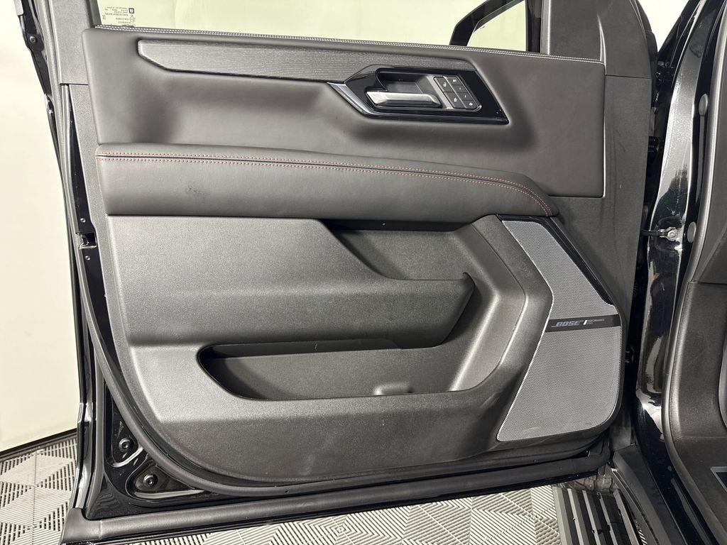new 2025 GMC Yukon XL car, priced at $103,789