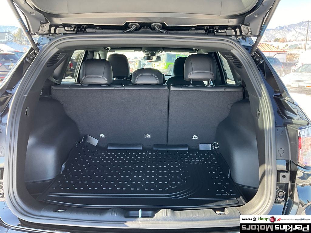 new 2025 Jeep Compass car, priced at $28,939