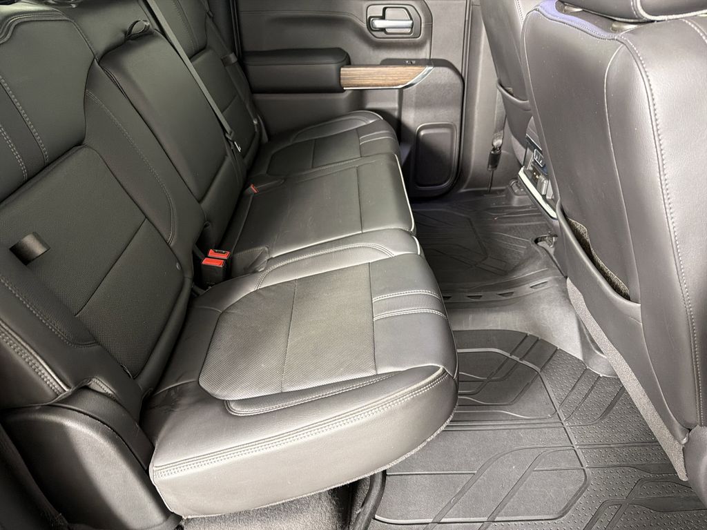 used 2021 Chevrolet Silverado 1500 car, priced at $36,555