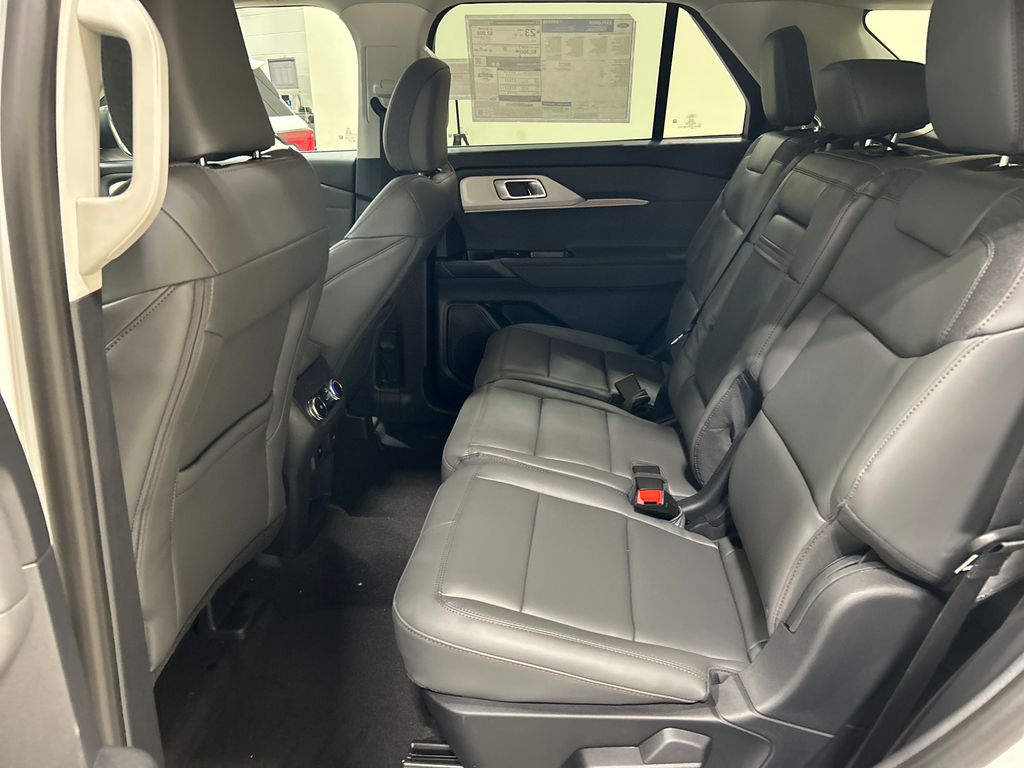 new 2025 Ford Explorer car, priced at $46,547