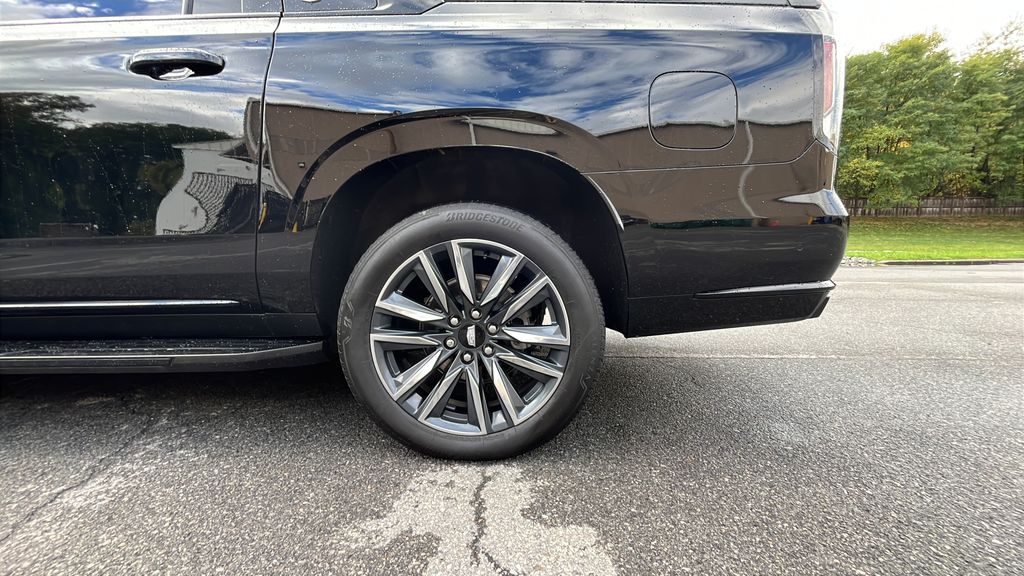 used 2024 Cadillac Escalade ESV car, priced at $84,400