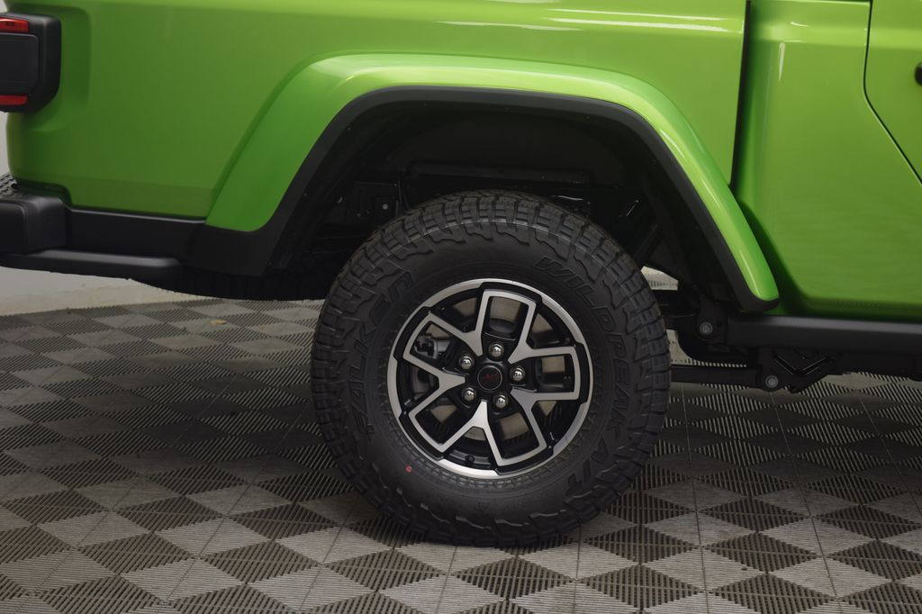 new 2025 Jeep Gladiator car, priced at $55,906