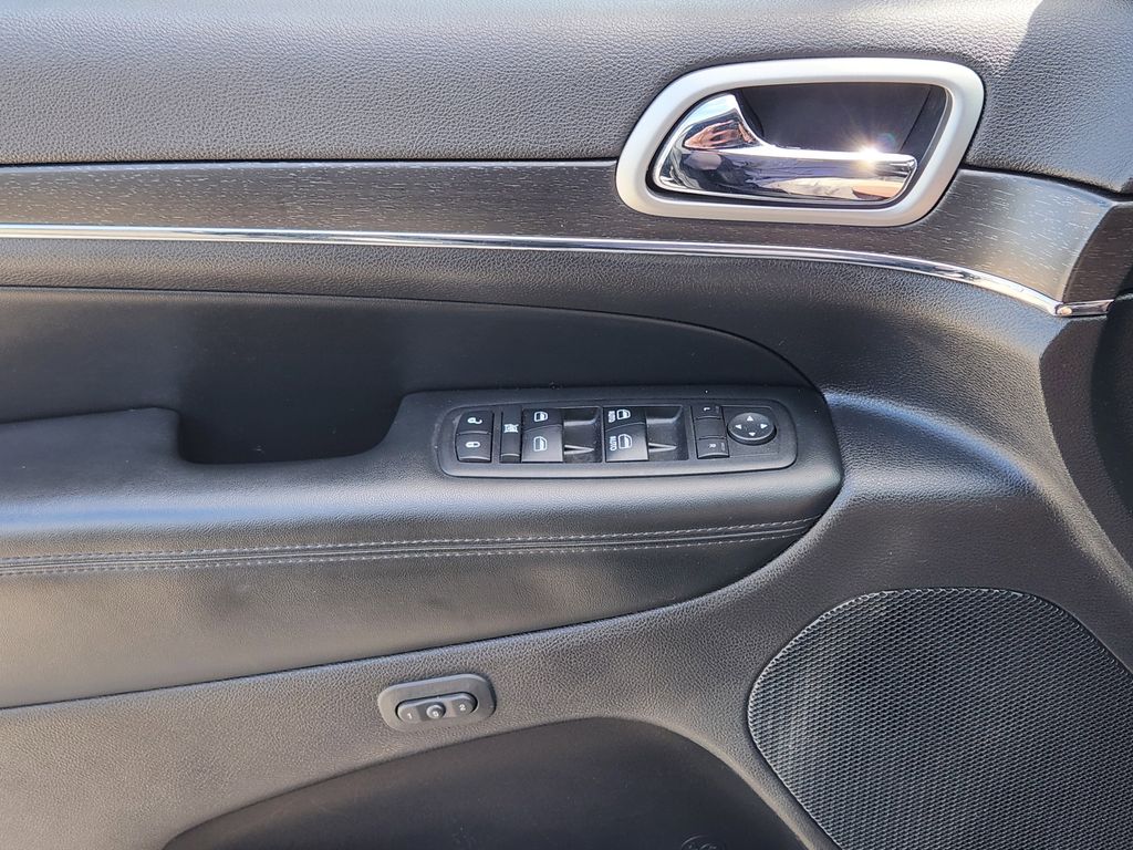 used 2018 Jeep Grand Cherokee car, priced at $13,392