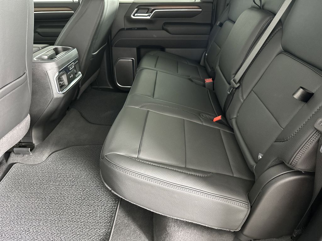 new 2025 GMC Sierra 2500HD car, priced at $84,030