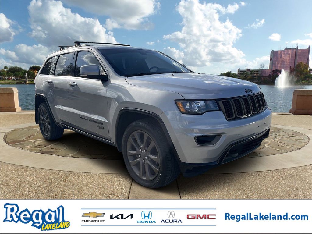 used 2016 Jeep Grand Cherokee car, priced at $17,491