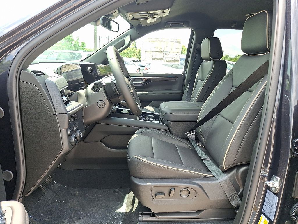 new 2025 Chevrolet Tahoe car, priced at $76,795