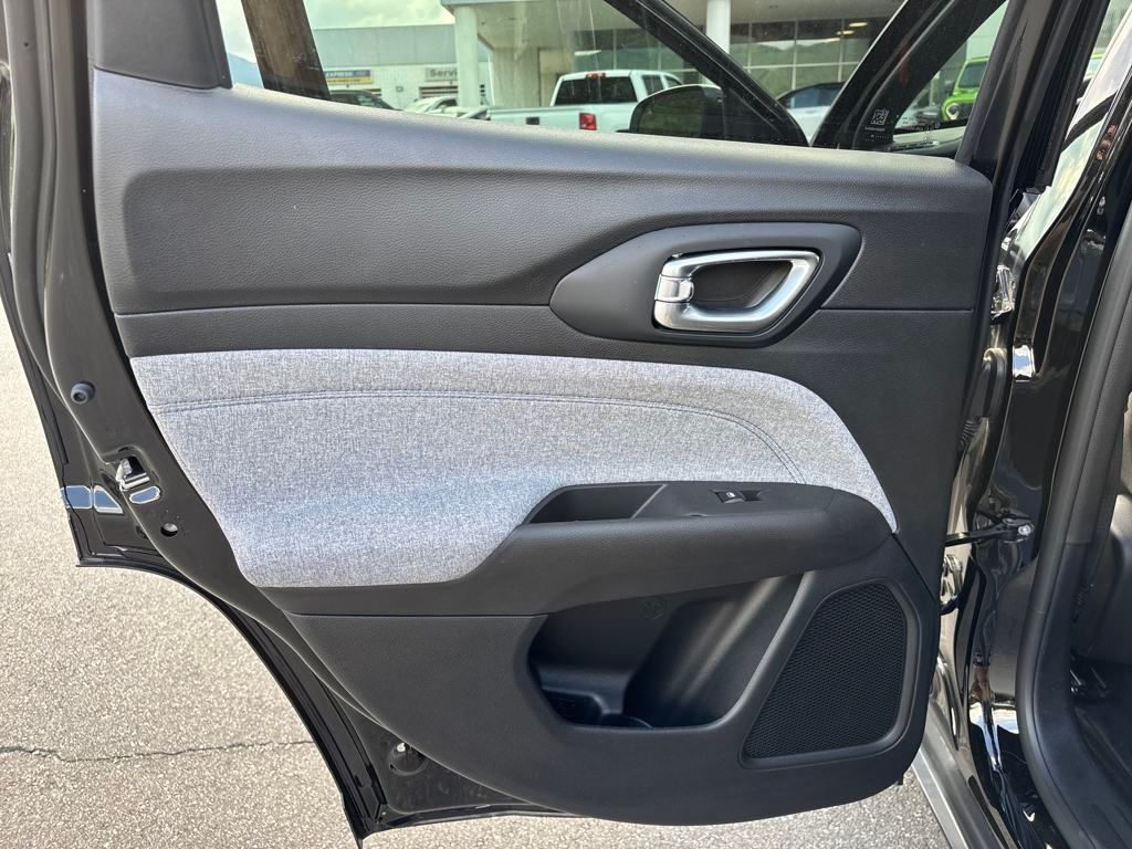 new 2025 Jeep Compass car, priced at $26,990