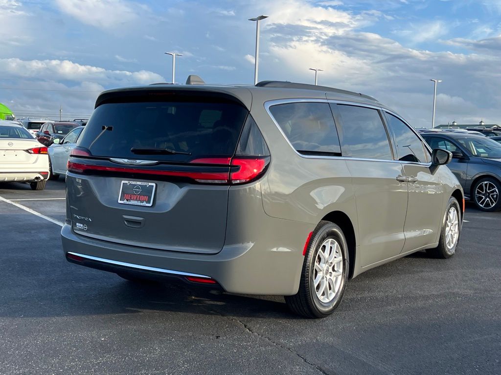 used 2022 Chrysler Pacifica car, priced at $26,000