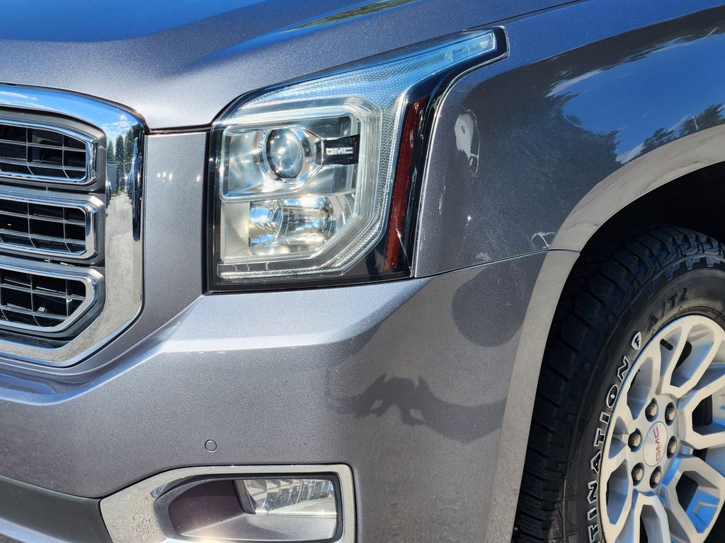 used 2018 GMC Yukon car, priced at $26,954