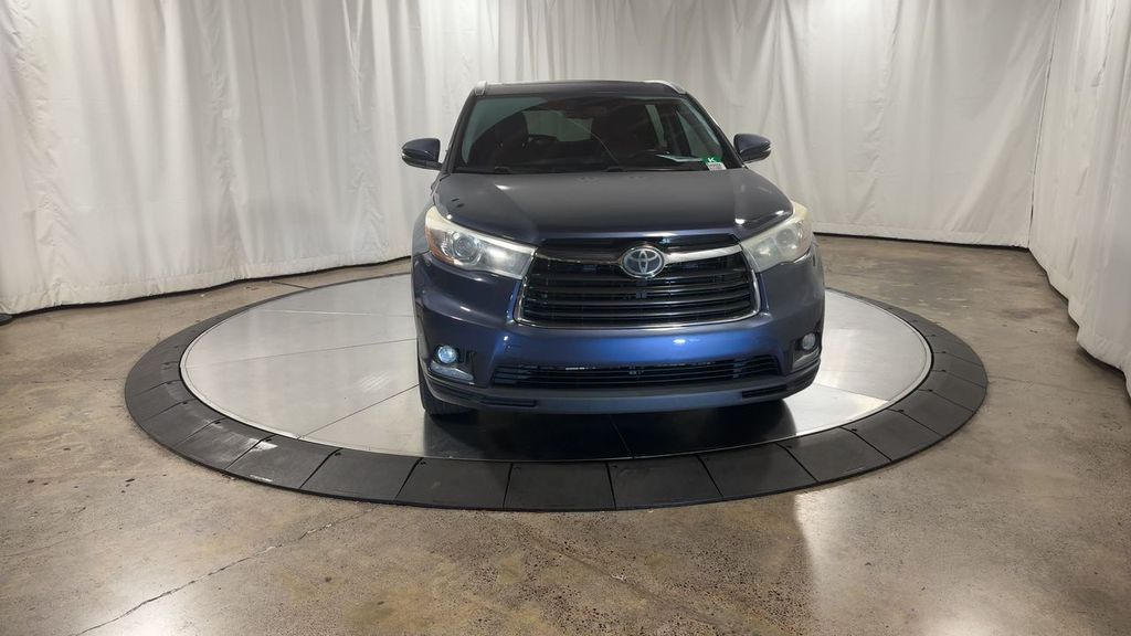 used 2016 Toyota Highlander car, priced at $19,458