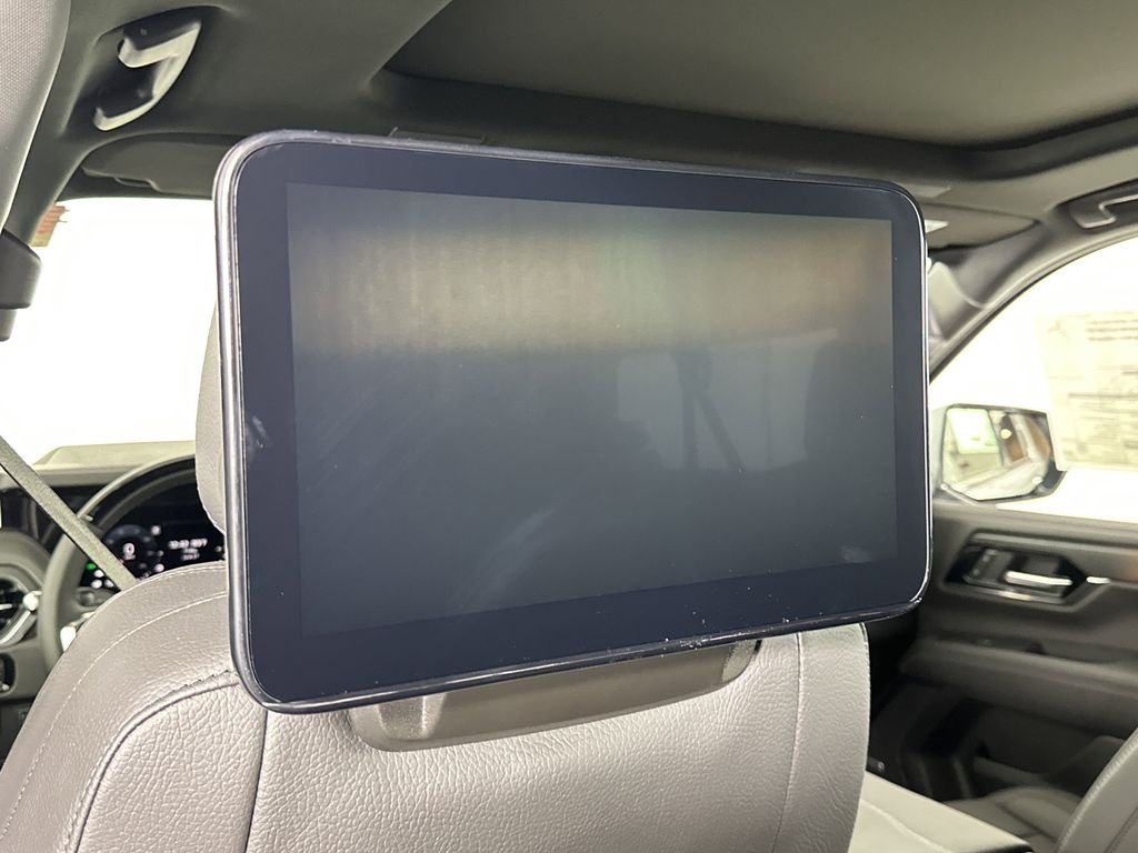 new 2025 GMC Yukon XL car, priced at $98,644