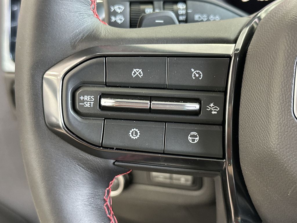 new 2025 GMC Yukon car, priced at $100,589