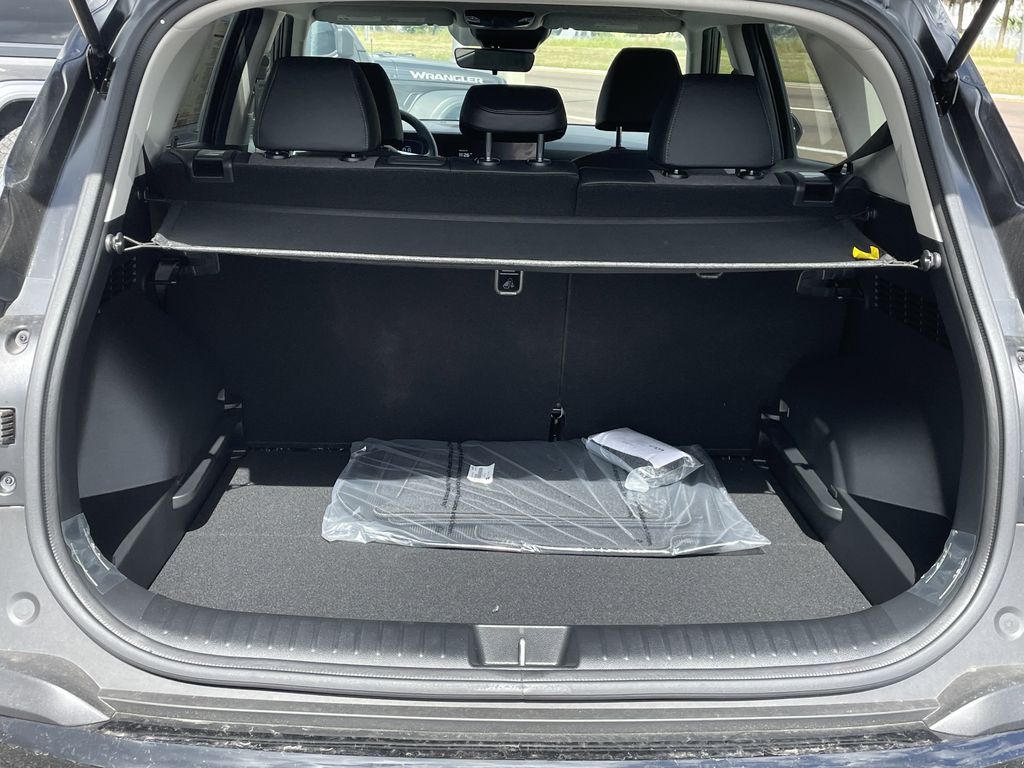 new 2025 Kia Seltos car, priced at $24,958