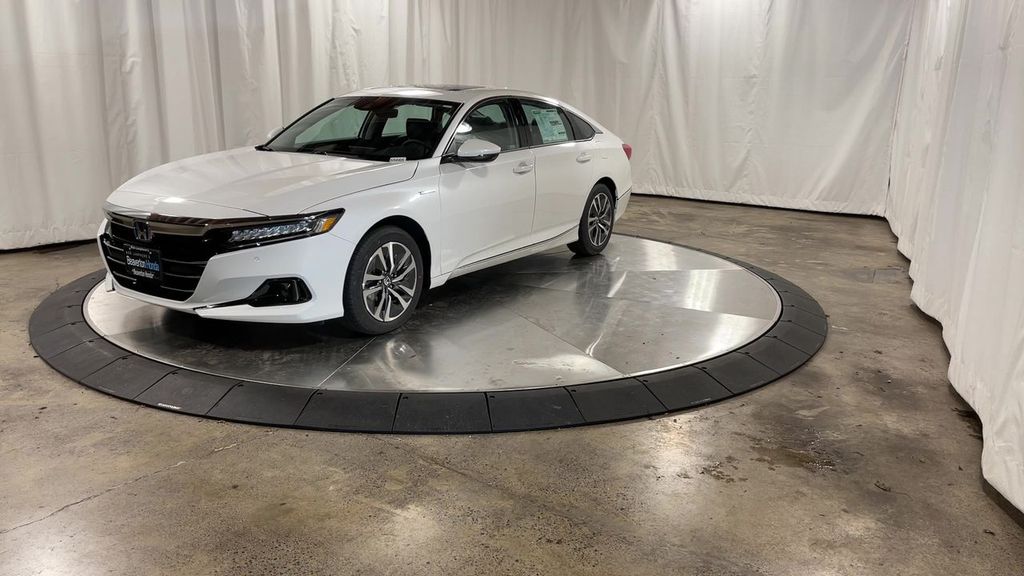 used 2022 Honda Accord Hybrid car, priced at $23,418