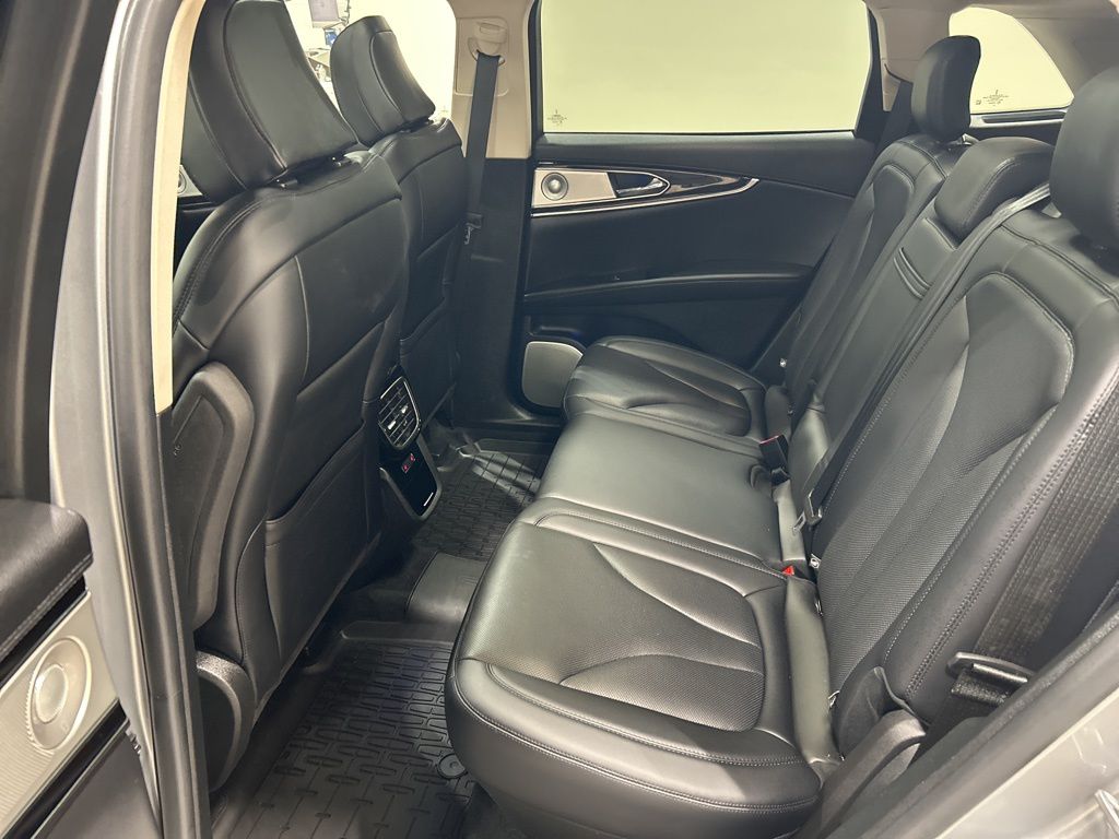 used 2022 Lincoln Nautilus car, priced at $38,333