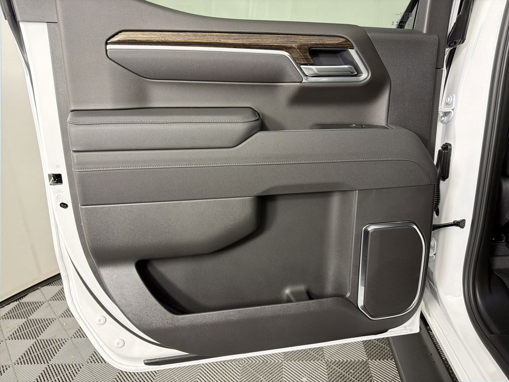 new 2026 GMC Sierra 1500 car, priced at $61,600
