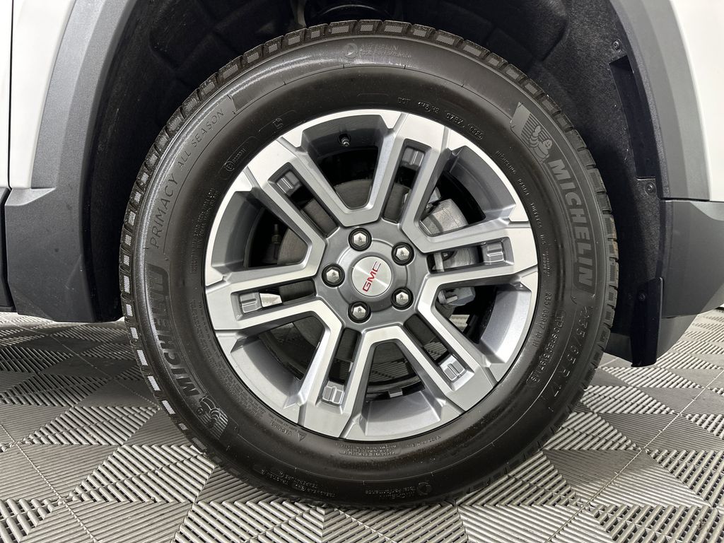 new 2025 GMC Terrain car, priced at $30,395