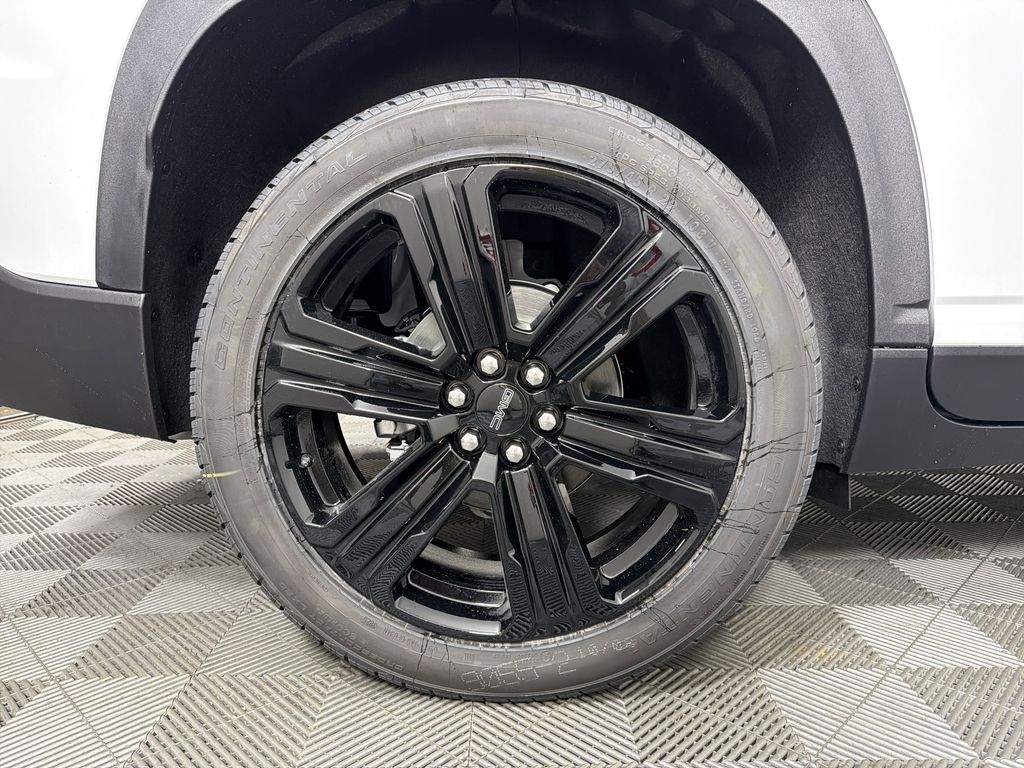 new 2026 GMC Acadia car, priced at $51,625