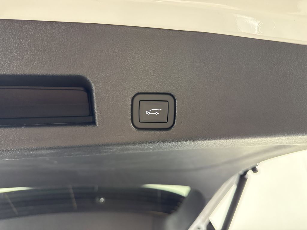 new 2025 GMC Acadia car, priced at $41,180