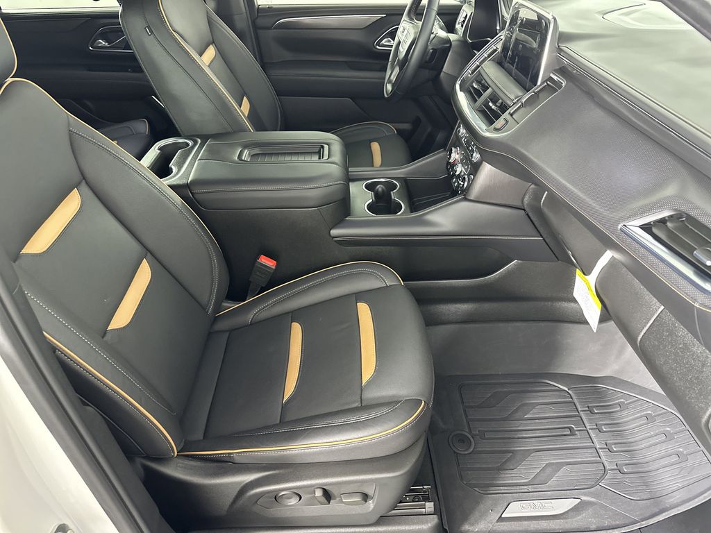 used 2024 GMC Yukon XL car, priced at $71,103
