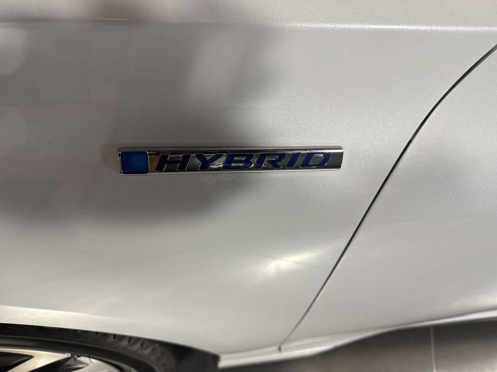 used 2022 Honda Accord Hybrid car, priced at $23,418