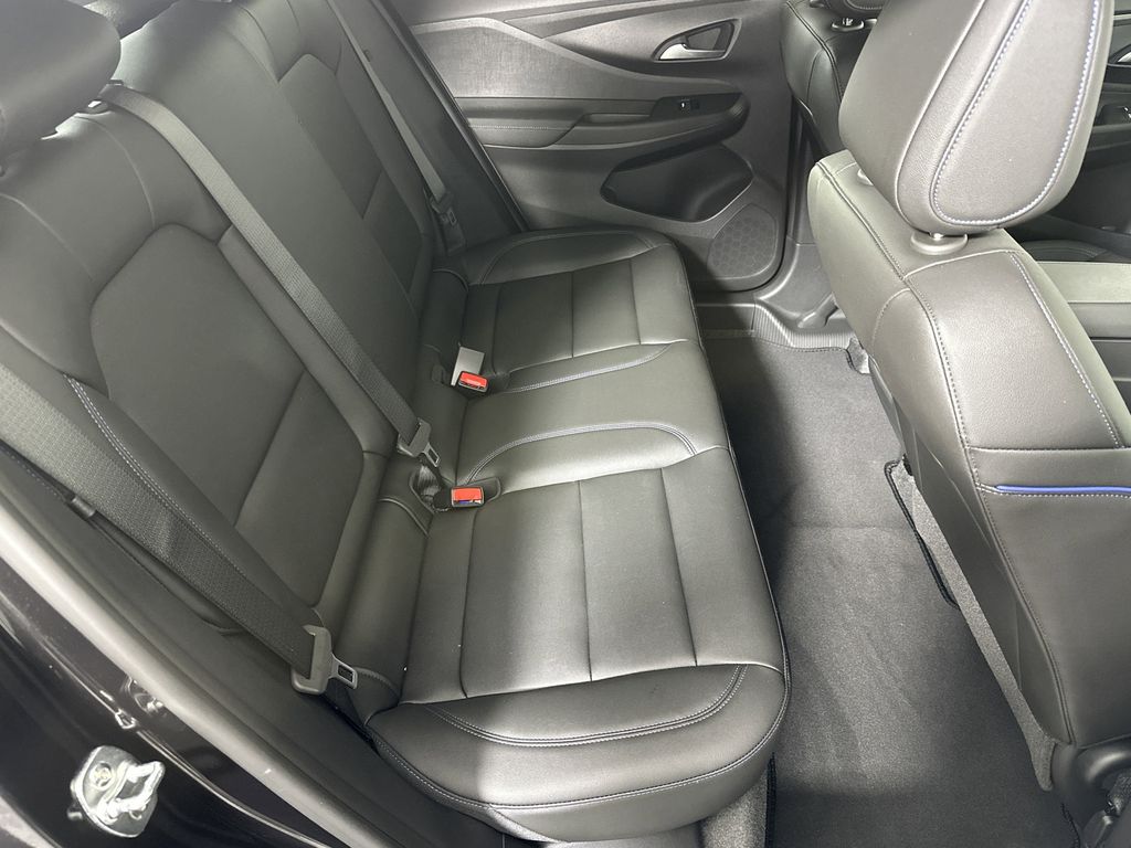 new 2025 Buick Envista car, priced at $29,869