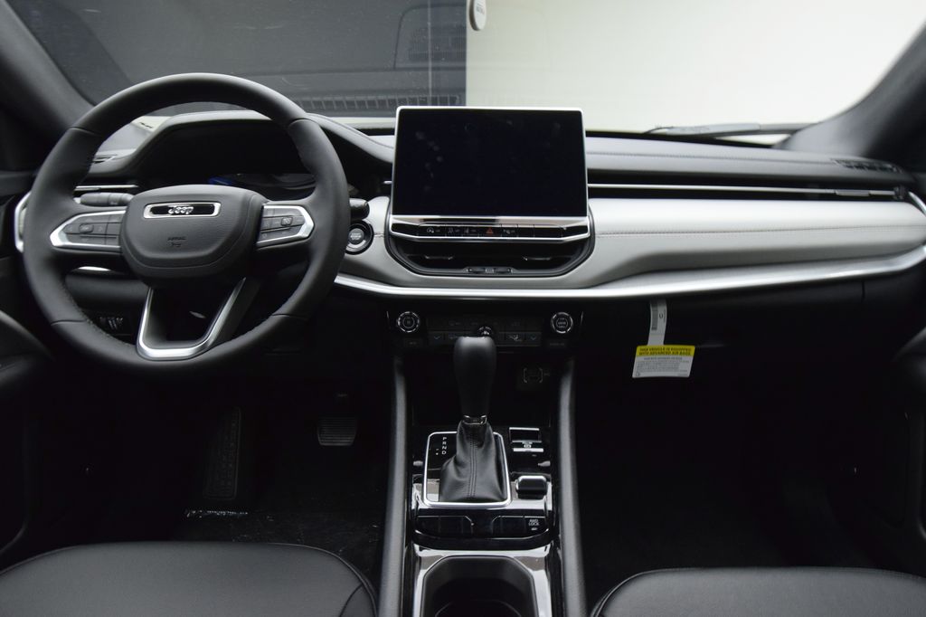 new 2025 Jeep Compass car, priced at $36,179