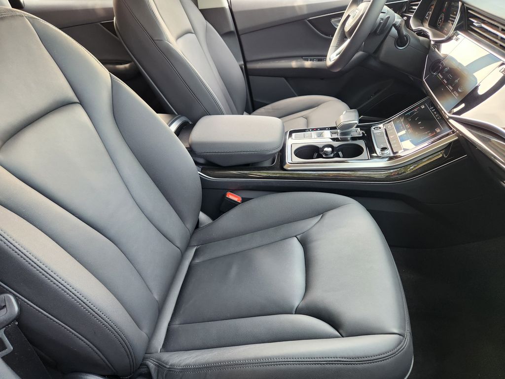 used 2022 Audi Q7 car, priced at $45,952