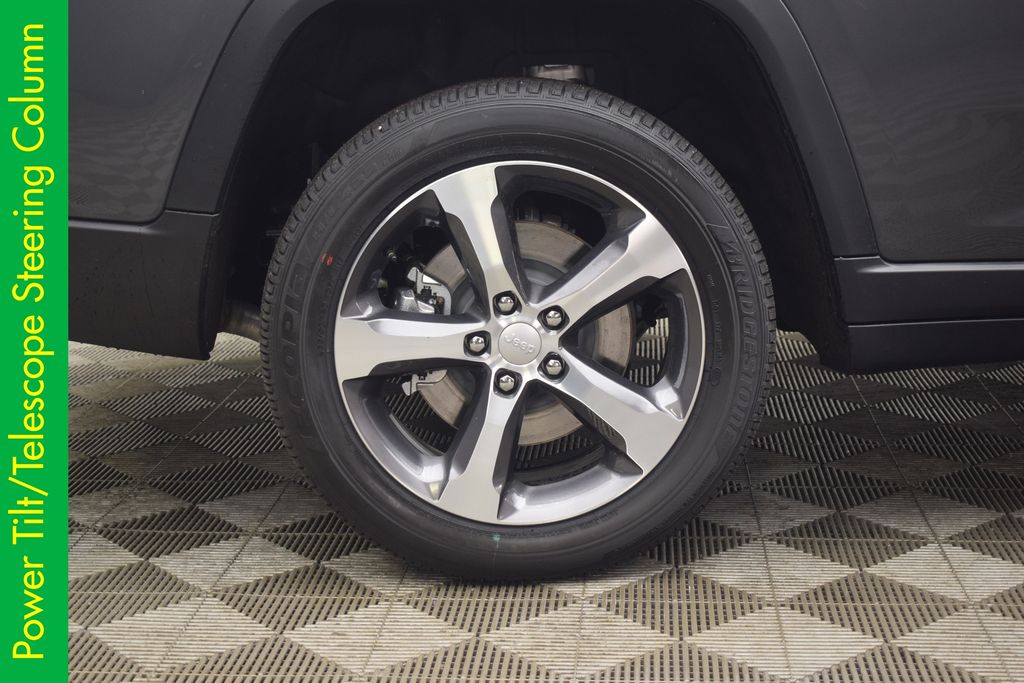 new 2025 Jeep Grand Cherokee L car, priced at $45,752