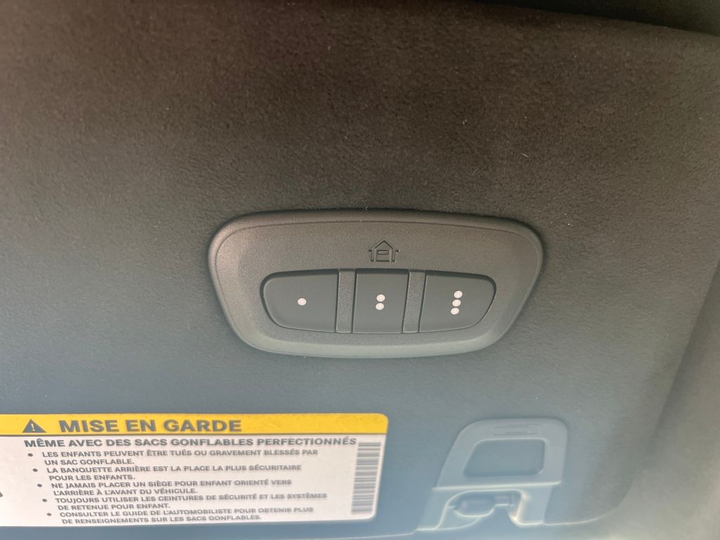 new 2025 Jeep Grand Cherokee car, priced at $64,990