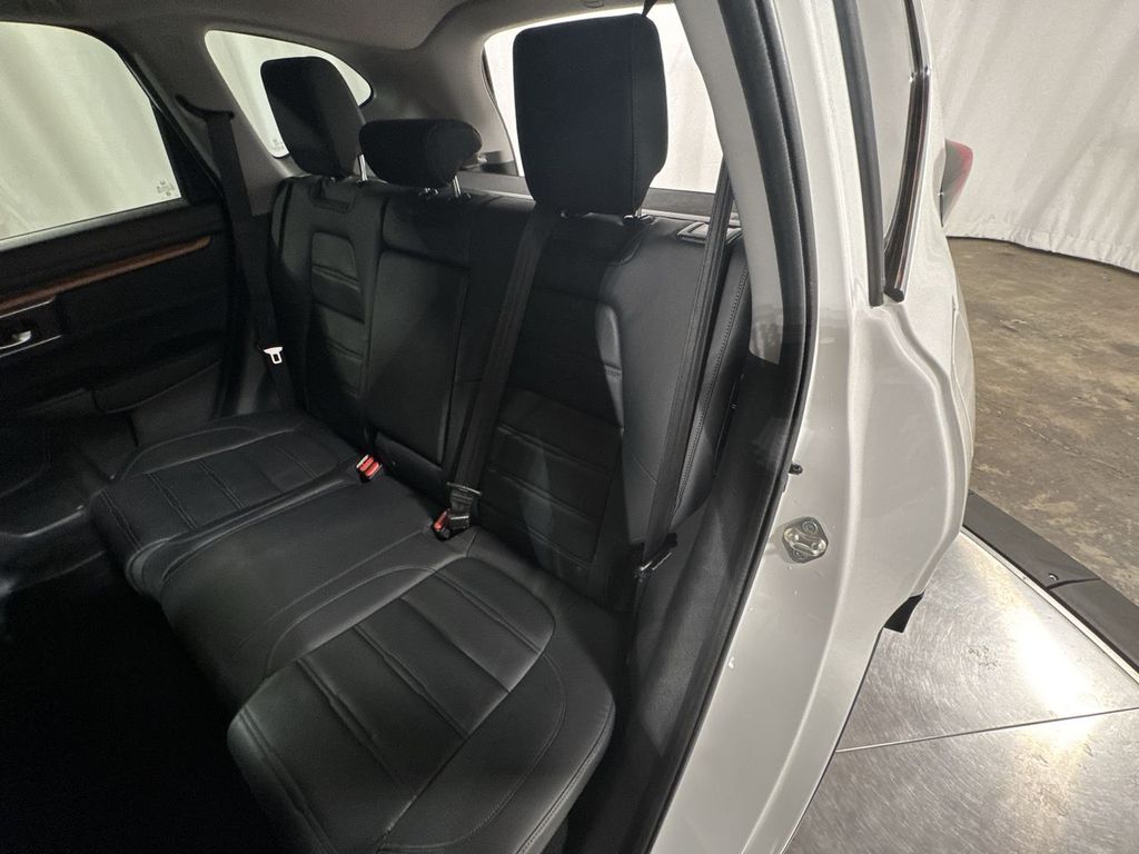 used 2020 Honda CR-V car, priced at $25,621