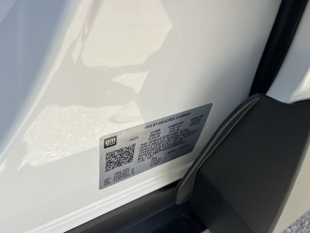 new 2025 Chevrolet Trax car, priced at $22,862