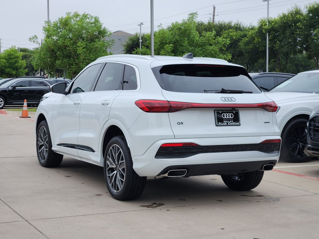 new 2025 Audi Q5 car, priced at $60,975