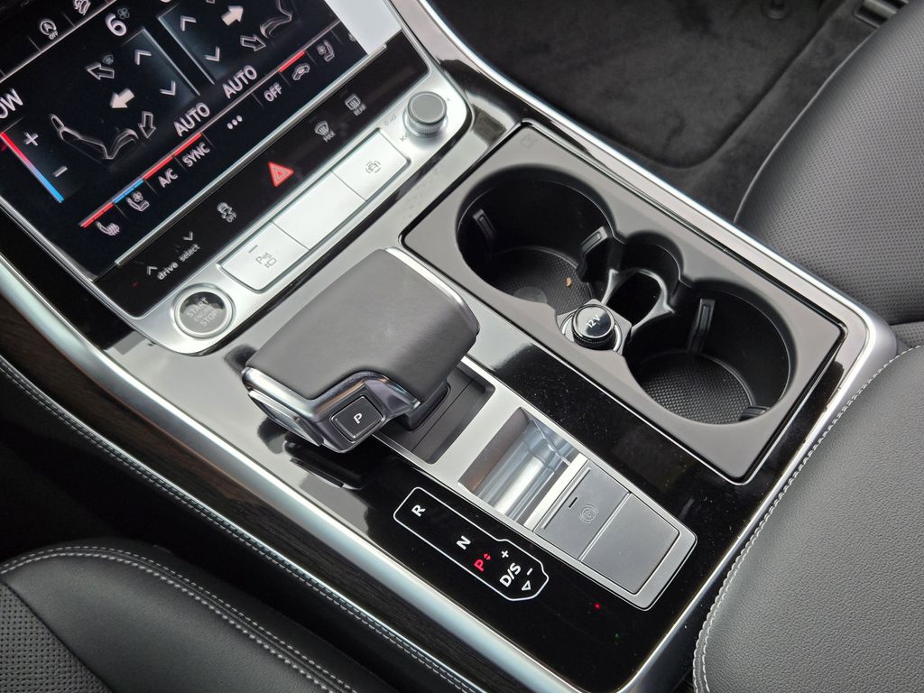 new 2025 Audi Q8 car, priced at $86,715