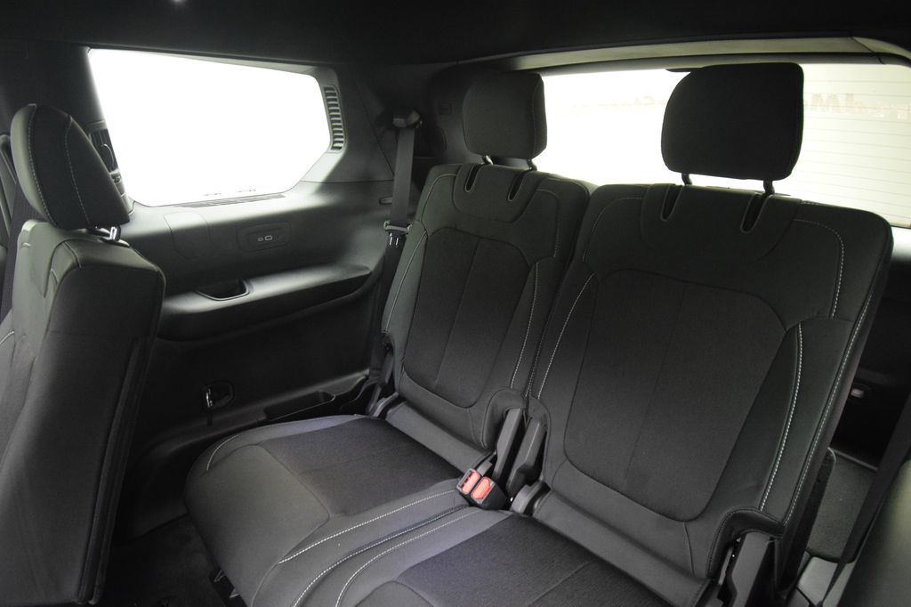 new 2025 Jeep Grand Cherokee L car, priced at $40,360