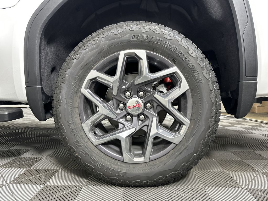 new 2025 GMC Sierra 1500 car, priced at $57,624