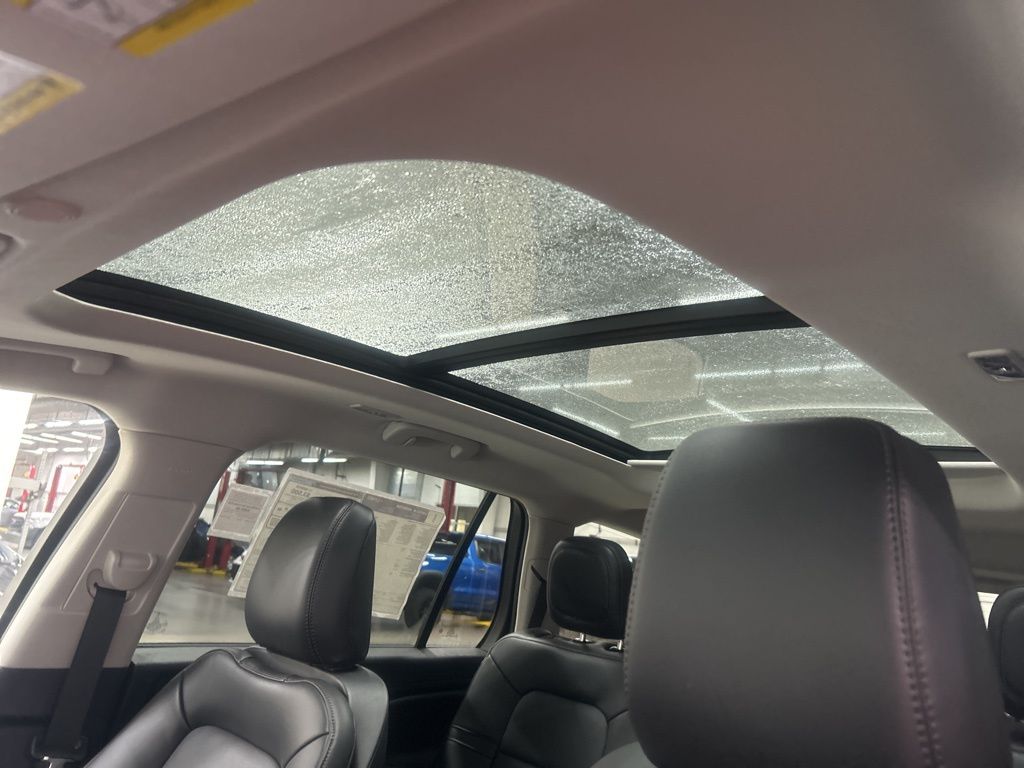 new 2025 Lincoln Aviator car, priced at $69,075