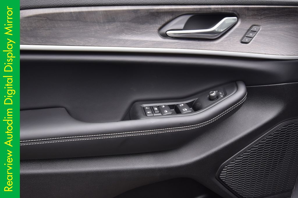 new 2025 Jeep Grand Cherokee L car, priced at $45,752