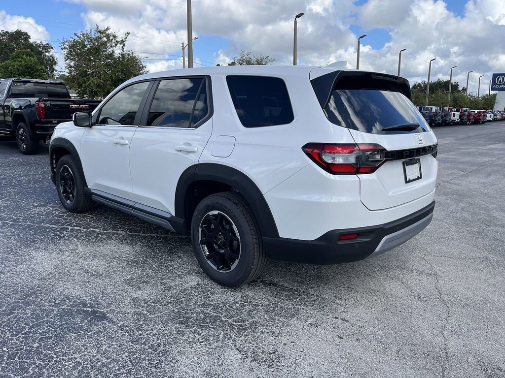 new 2025 Honda Pilot car, priced at $48,180