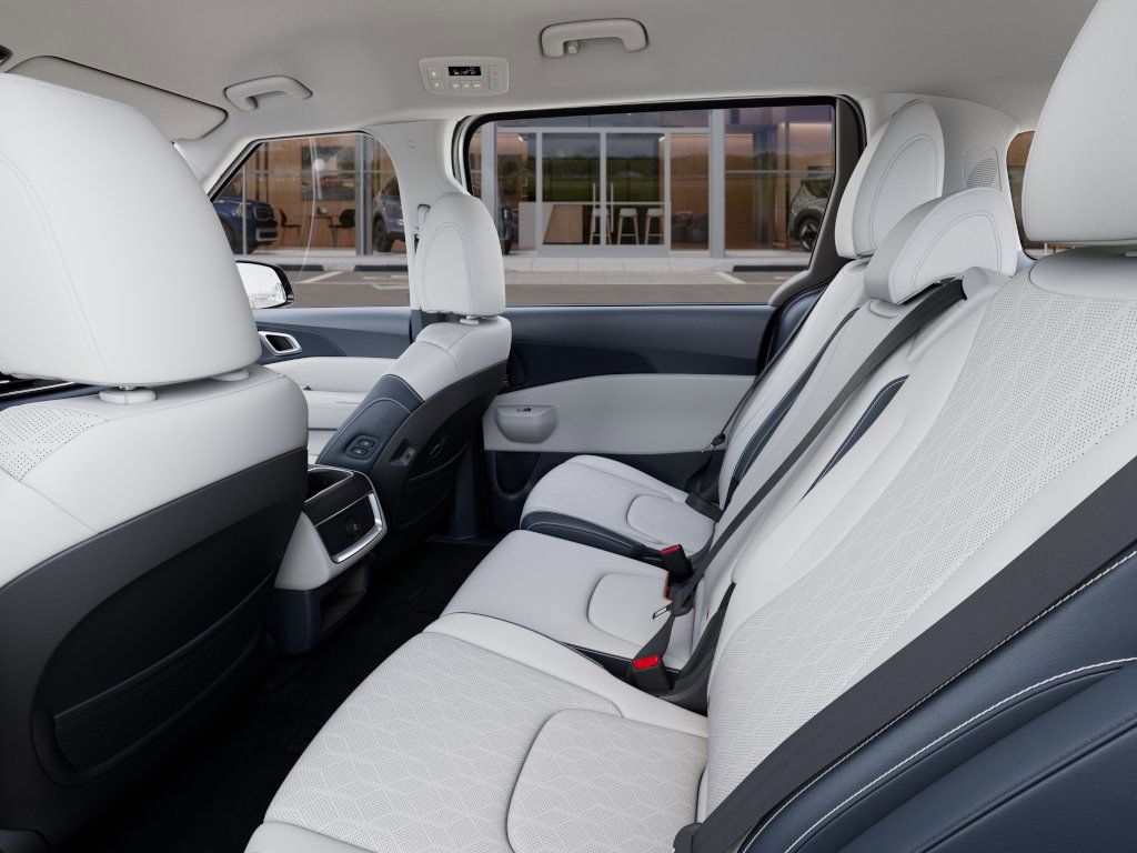 new 2025 Kia Carnival Hybrid car, priced at $38,850