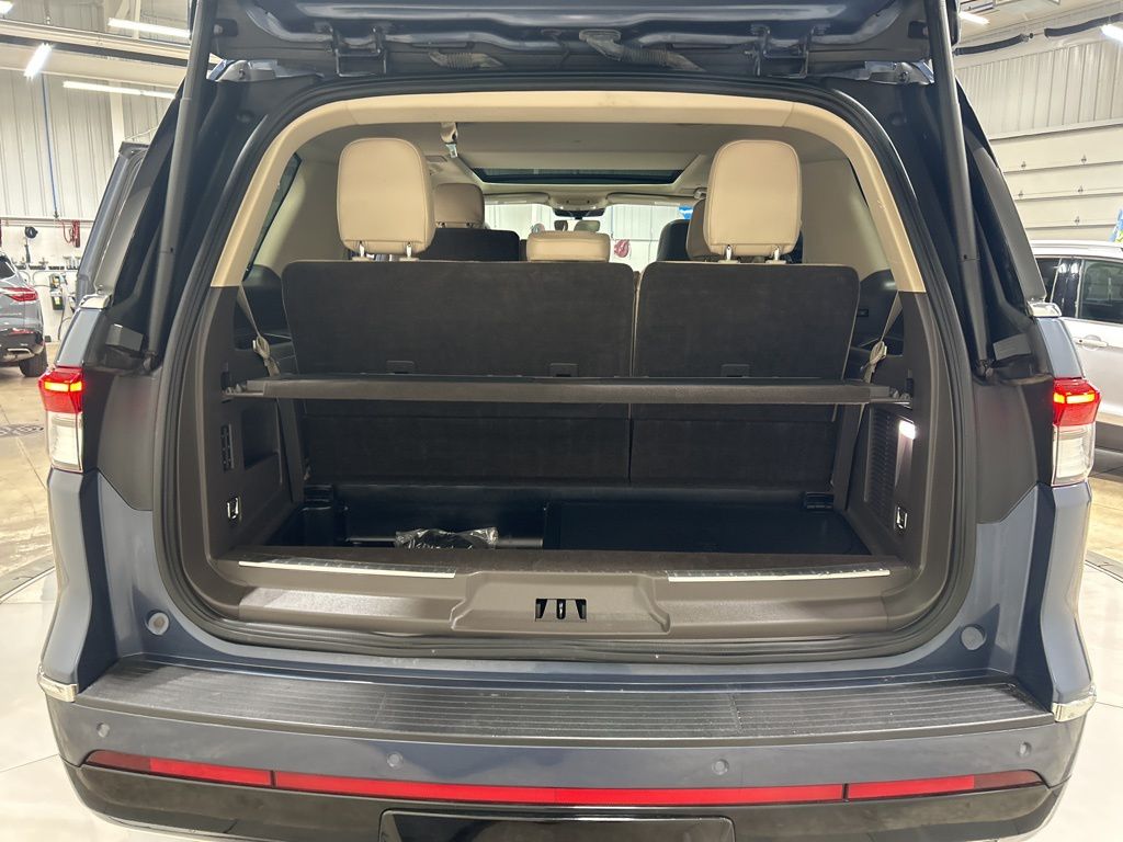 used 2022 Lincoln Navigator car, priced at $46,855