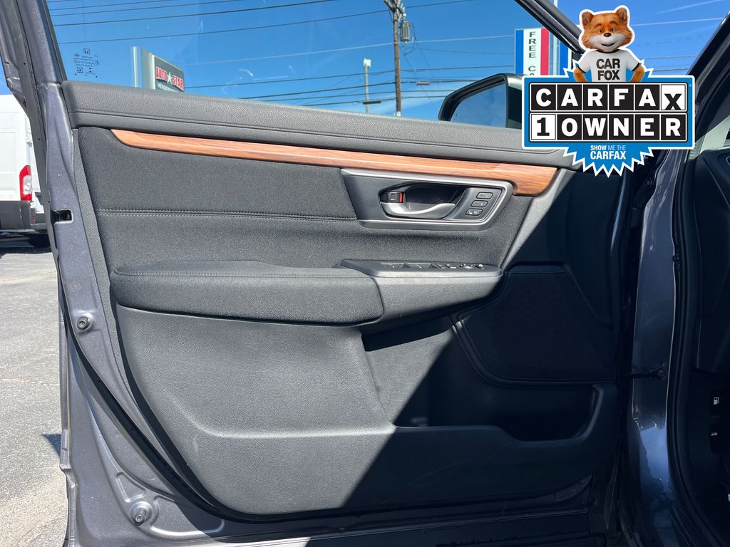 used 2022 Honda CR-V Hybrid car, priced at $25,000