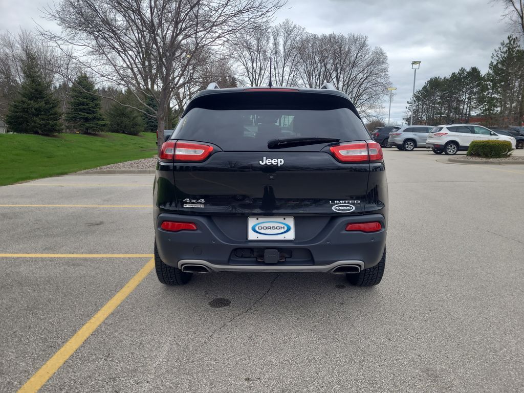 used 2015 Jeep Cherokee car, priced at $13,618